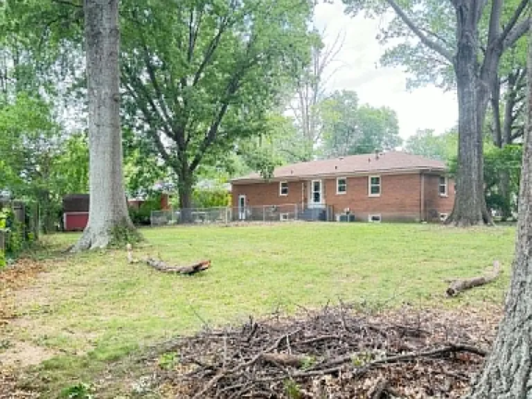 4012 White Plains Ct — Photo 16
