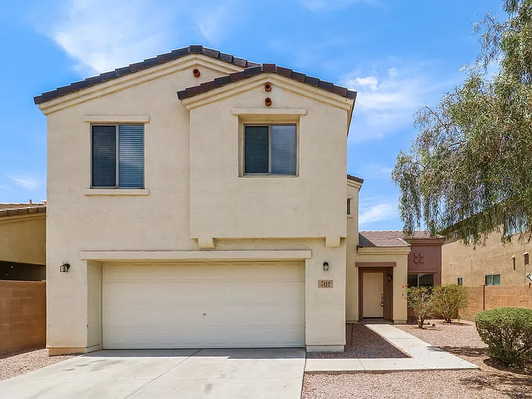 7412 S 37th Dr — Photo 1