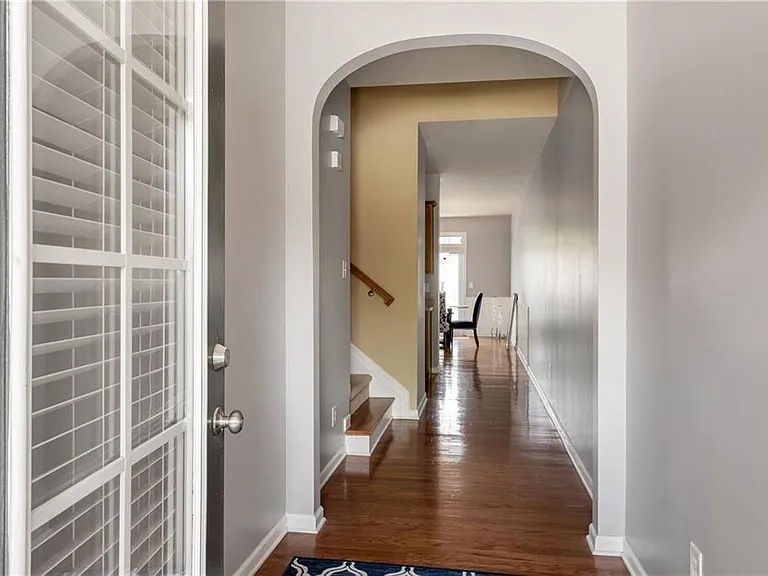 940 Pierce Ivy Ct — Photo 2
