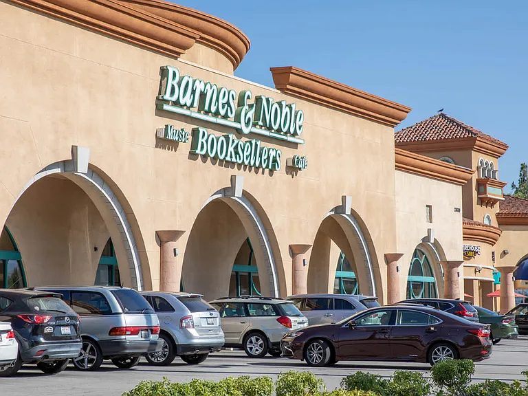 Visit your favorite shops nearby, along Magic Mountain Parkway.