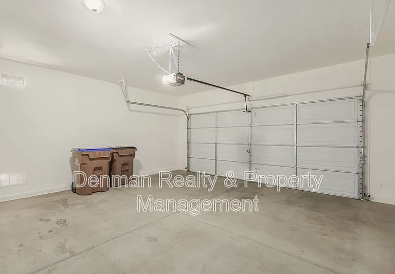 1154 W Stephanie Ln — Photo 32