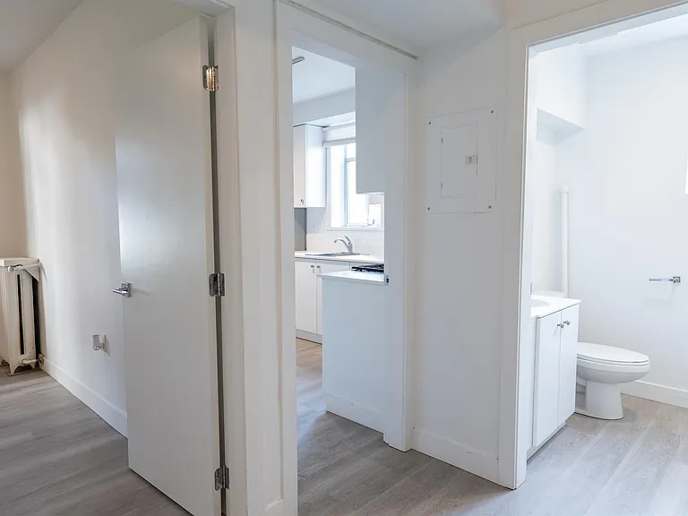 550 E 15th Ave #1 — Photo 8