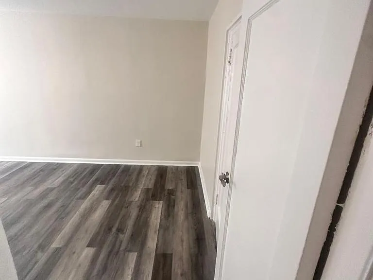 152 S Harrison St #5G — Photo 5