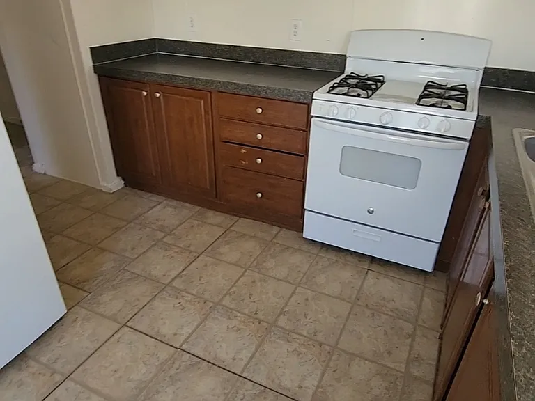 120 Shady Ln — Photo 5