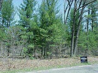 Lakewood Rd, Whitehall, MI 49461