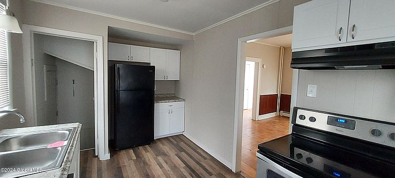 2nd image of 101 S Main Avenue