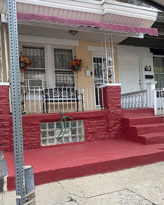 2nd image of 4945 N Franklin St