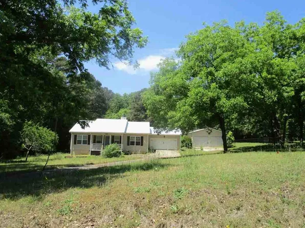 5761 Hancock Dr, Social Circle, GA 30025