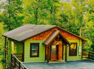 344 Silverbell Hgts Ln, Gatlinburg, TN 37738