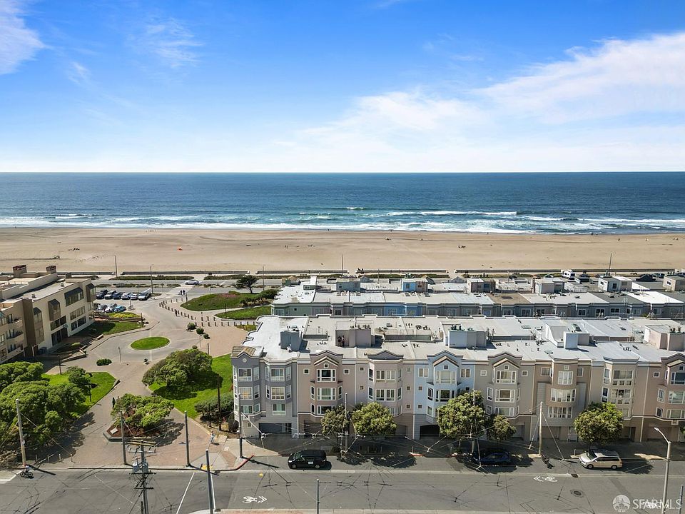 1st image of 795 La Playa St #3