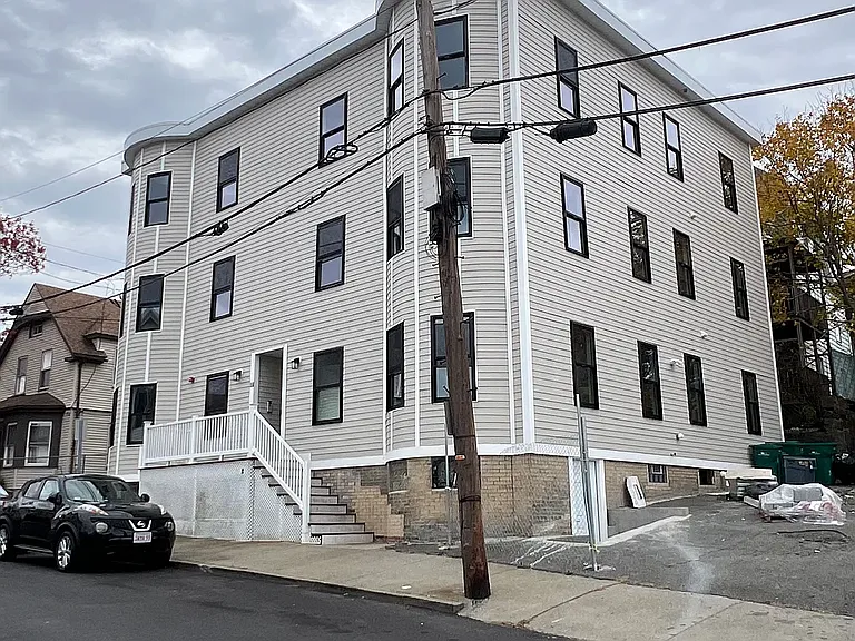 56 Sachem St #5 — Photo 10