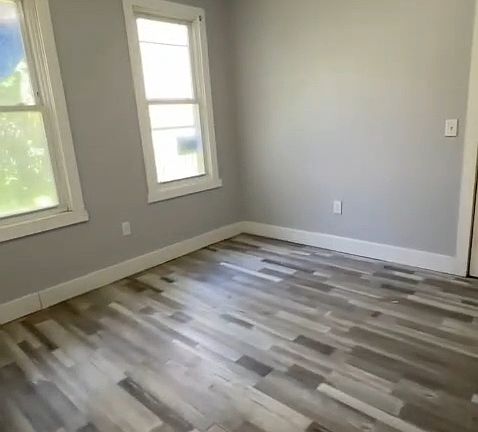 3rd image of 27 Hanford St #1A