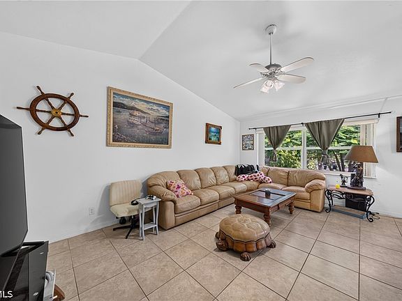 4th image of 5484/5486 Birdsong Ln