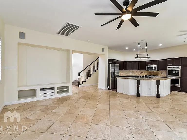 1440 Honey Lake St — Photo 8
