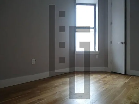 Rented by Loom Group | media 26