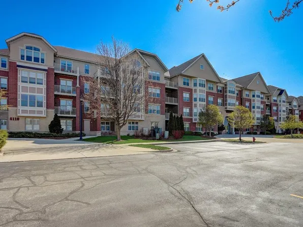 4110 South Lake DRIVE #238, Saint Francis, WI 53235