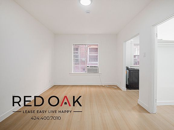 3rd image of 1110 S Lake St APT 103