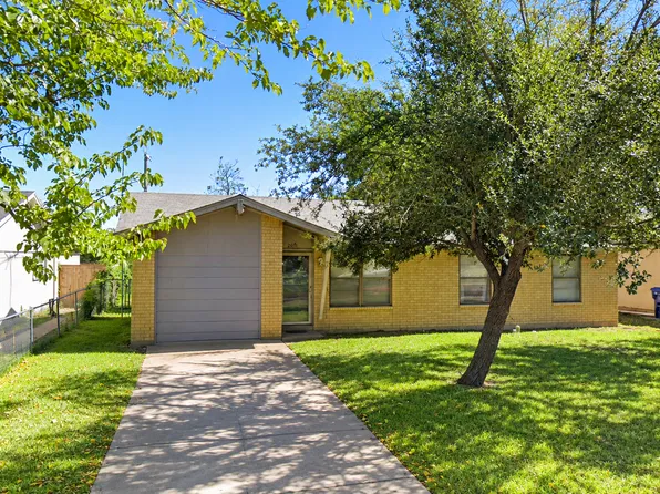 206 Adams St, Royse City, TX 75189