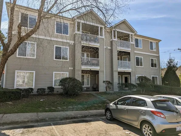 1351 Crab Orchard Dr APT 202, Raleigh, NC 27606