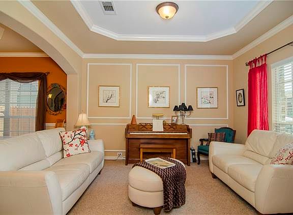 3rd image of 11841 Balta Dr