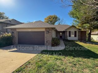 3627 N Miller Valley Ct, Springfield, MO 65803