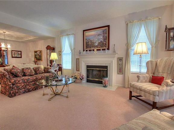 5th image of 380 Pebblebrook Dr #36