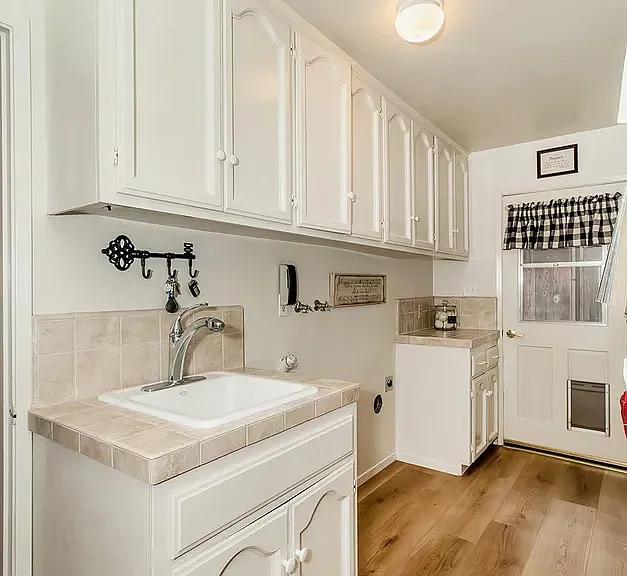 3421 W Los Altos Ave — Photo 18
