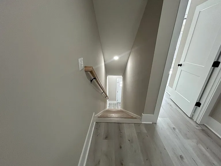 2510A Senate St — Photo 14