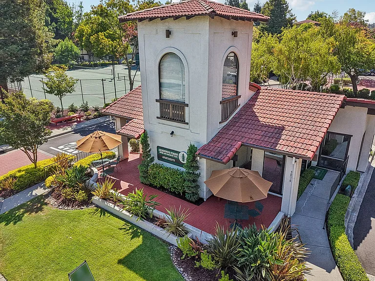 Ardenwood Forest Rental Condos — Photo 11