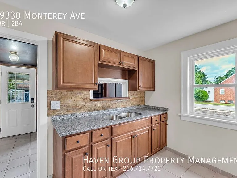 19330 Monterey Ave — Photo 10
