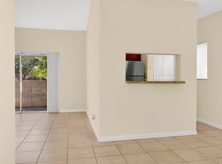 671 Cypress Lake Blvd #D21, Deerfield Beach, FL 33064