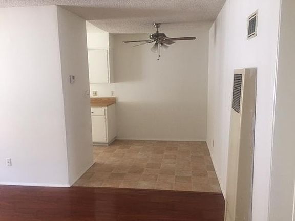 3rd image of 640 Marion Pl