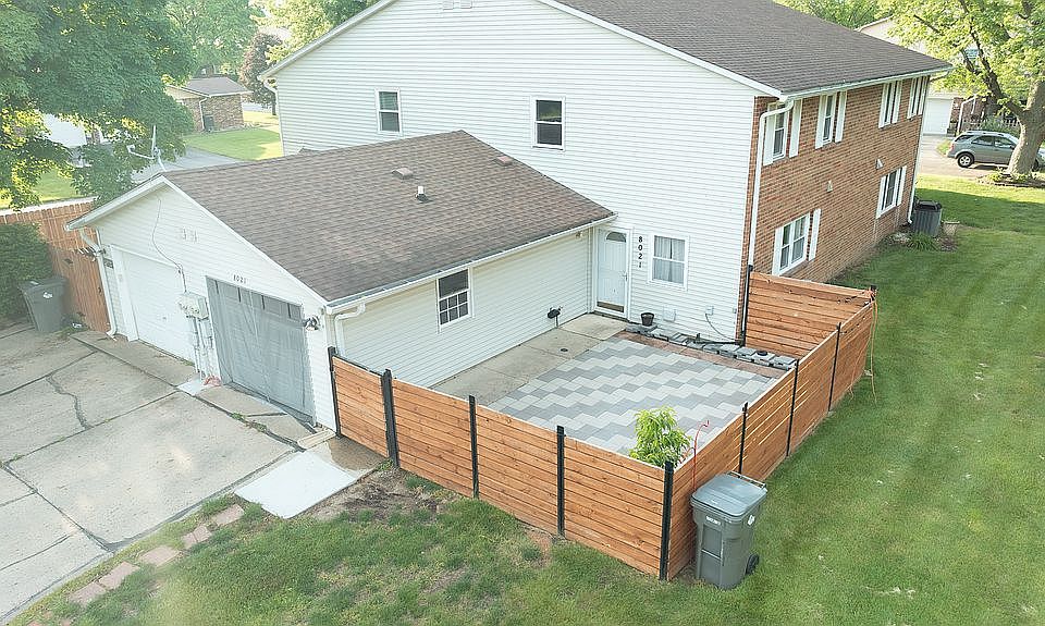1st image of 8021 Xenia Dr