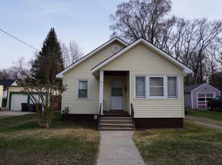 975 W Grand Ave, Muskegon, MI 49441