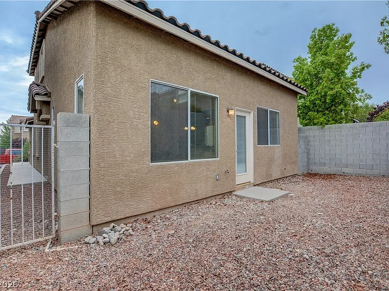 9540 Gibbon Ave — Photo 7