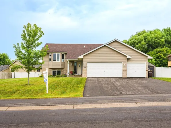 313 Arnica Dr, Watertown, MN 55388