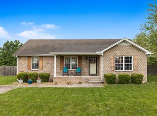 102 Staggs Dr, Portland, TN 37148