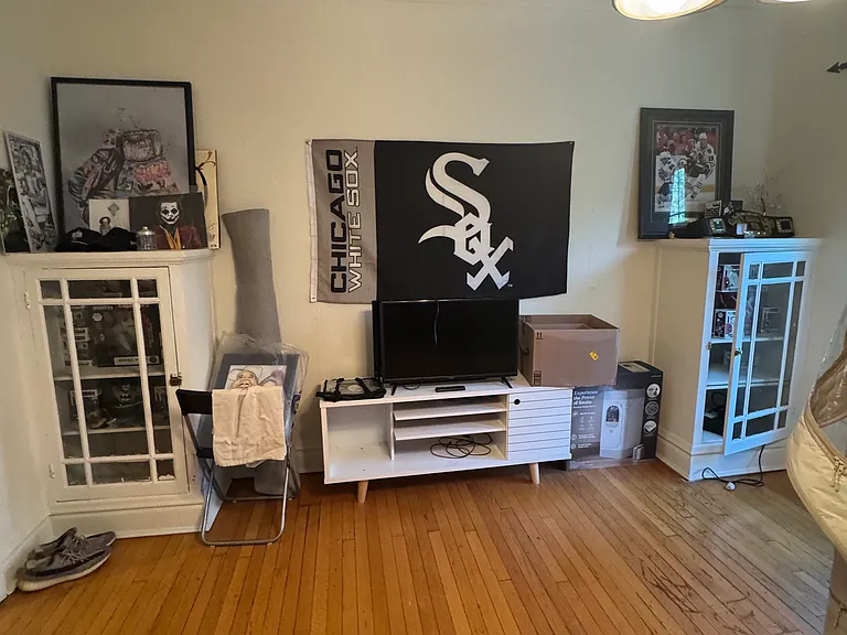 3623 N Pine Grove Ave #2W — Photo 11