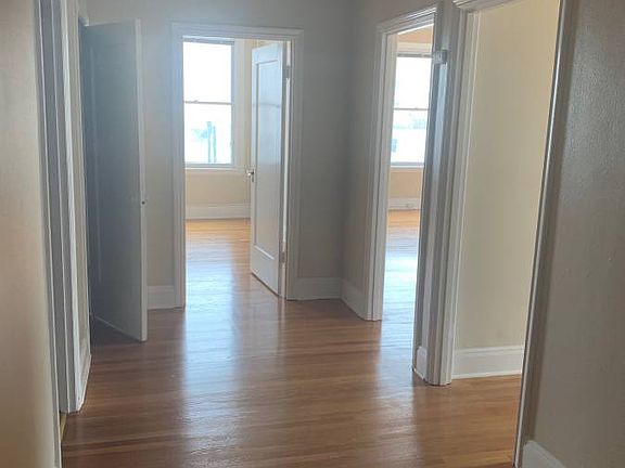 2nd image of 1900 Vallejo St #502