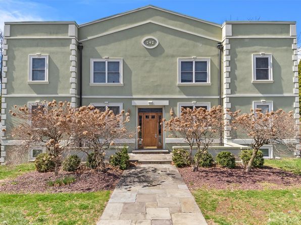 142 Bannon Ave #4
