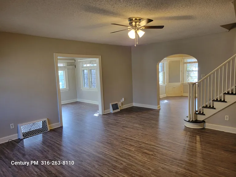 3419 Edgemont St — Photo 3