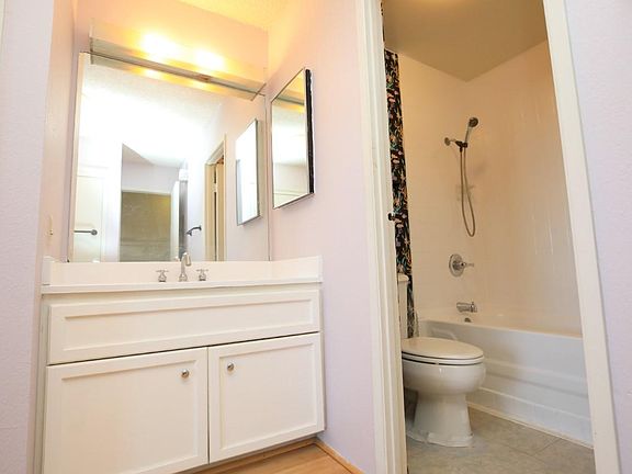 5th image of 55 S Kukui St #2310-D