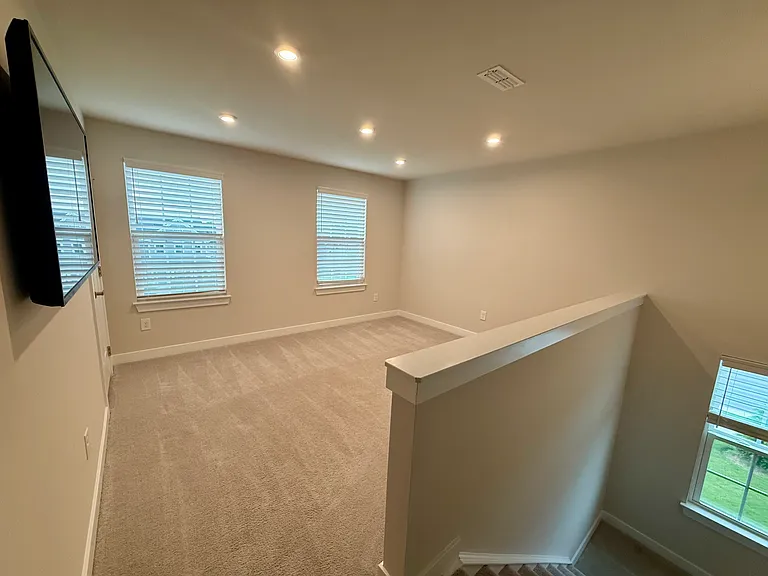 3601 Trillium Dr — Photo 36