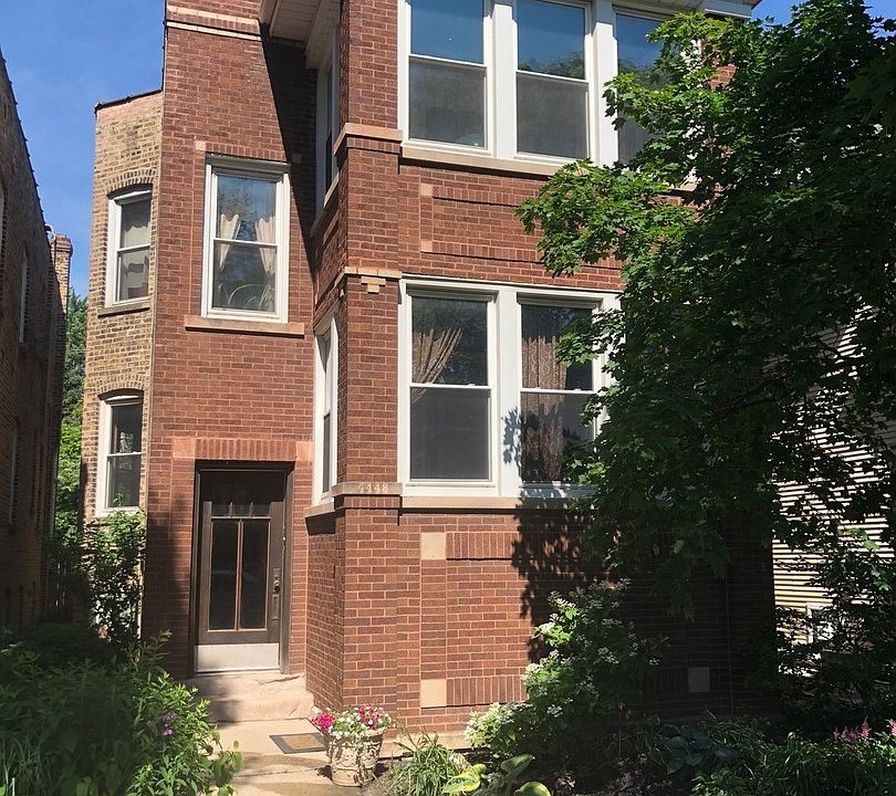 1st image of 4448 N Sacramento Ave #1