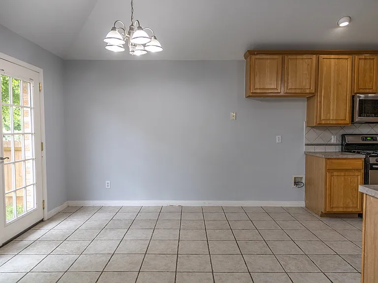 8214 Cornerwood Dr — Photo 7