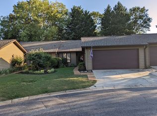 418 Sparrow Hawk Ct, Greer, SC 29650