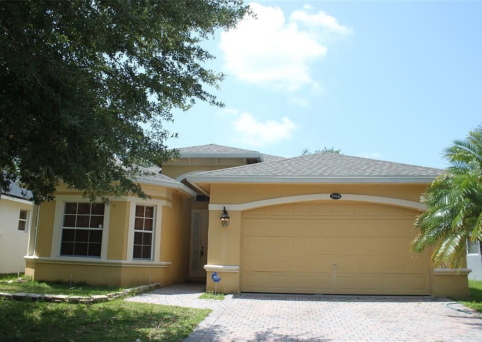 1st image of 2910 Bonita Cir