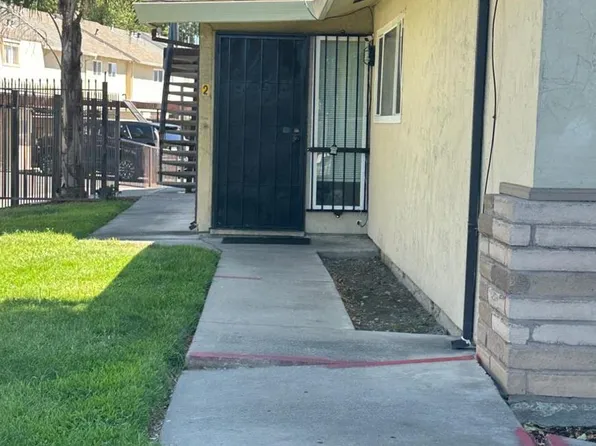 510 E Bianchi Rd APT 2, Stockton, CA 95207