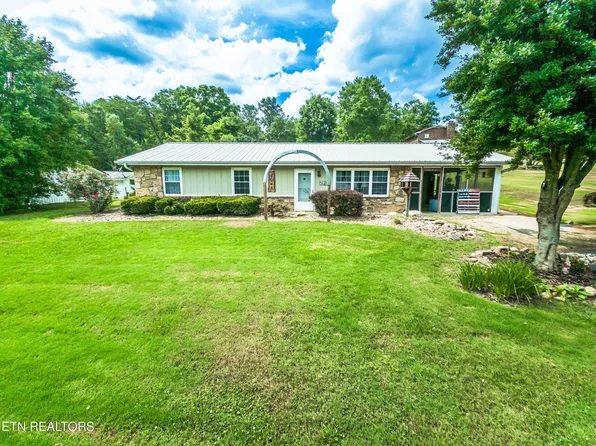 2938 Village Ln, Sevierville, TN 37862