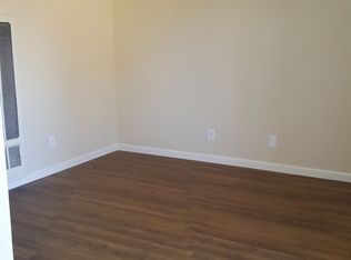 1503 1/2 N Wilmington Blvd, Wilmington, CA 90744